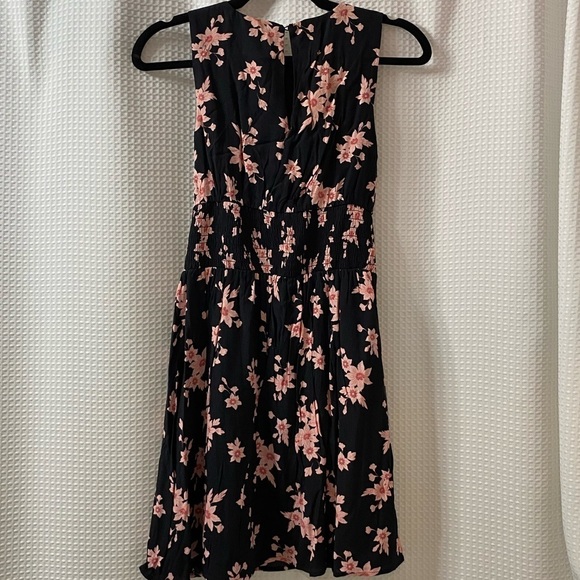 LOFT Floral Smocked Back Dress - Picture 7 of 8